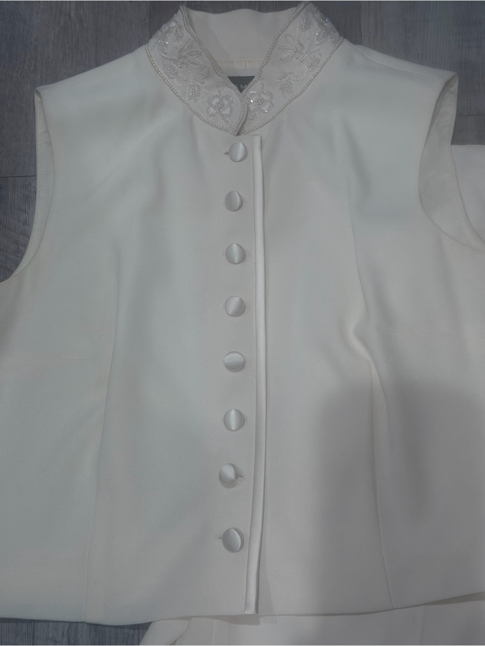 Donna Morgan Cream Sleeveless Button-Front Jumpsuit with High Neck - Picture 7 of 7